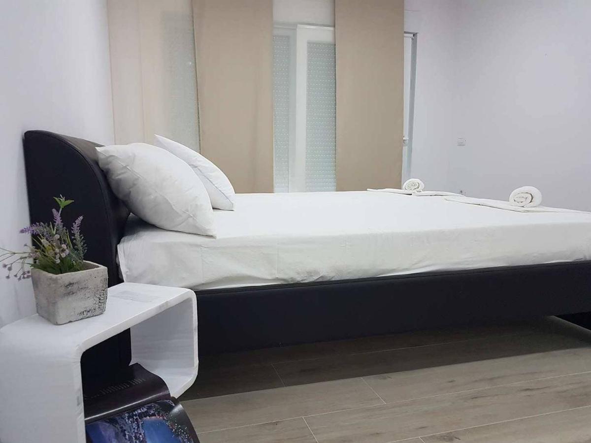 Rooms Lanterna Metajna Kültér fotó
