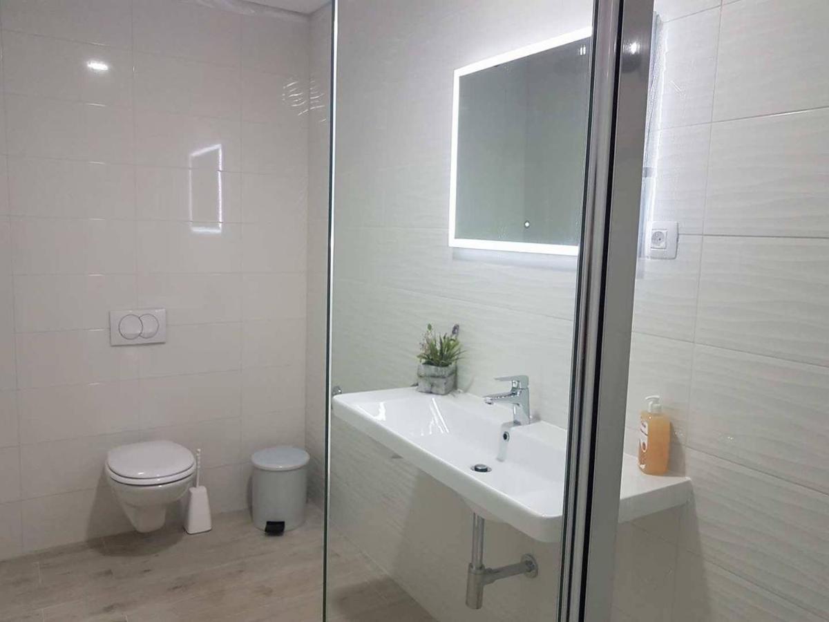 Rooms Lanterna Metajna Kültér fotó